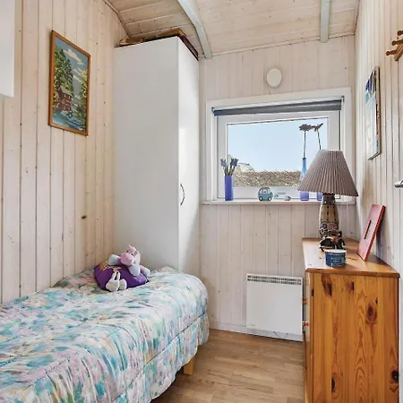 Four Bedroom Holiday In 度假居 *